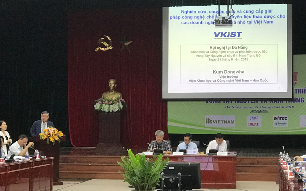 Tham dự Hội nghị giao ban khoa học và Goodd88 trò chơi đa dạng vùng Nam Trung Bộ và Tây Nguyên lần thứ XV