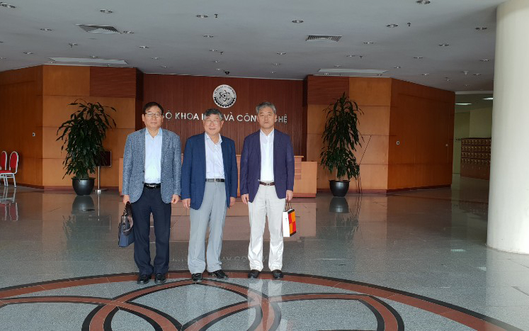 Expert from Korea Institute of Science and Technology (KIST) visits and starts working at M Good88 link