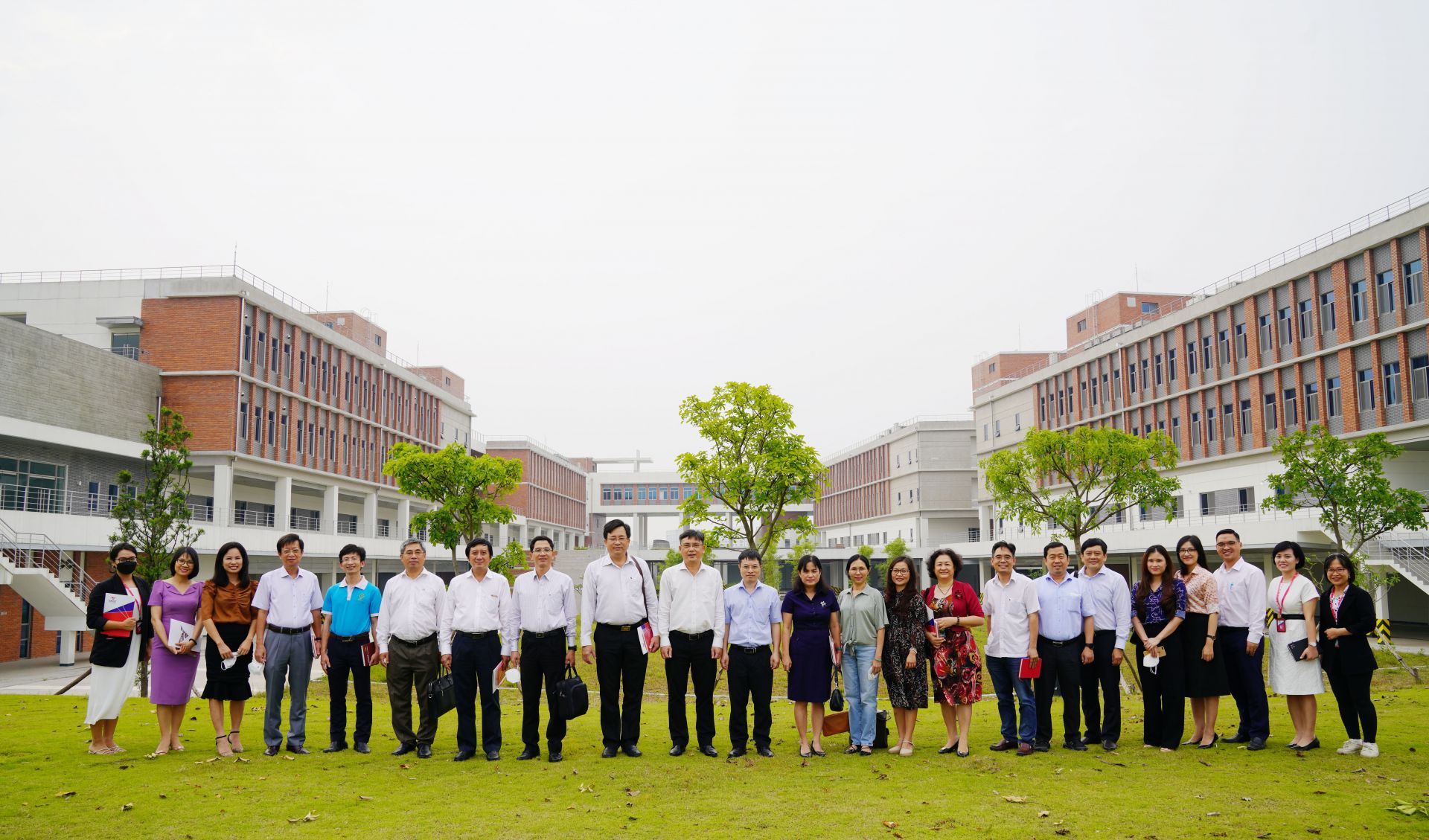 Đoàn Trường Đại học Quốc gia Thành phố Hồ Chí Minh thăm và làm việc tại M Good88 link