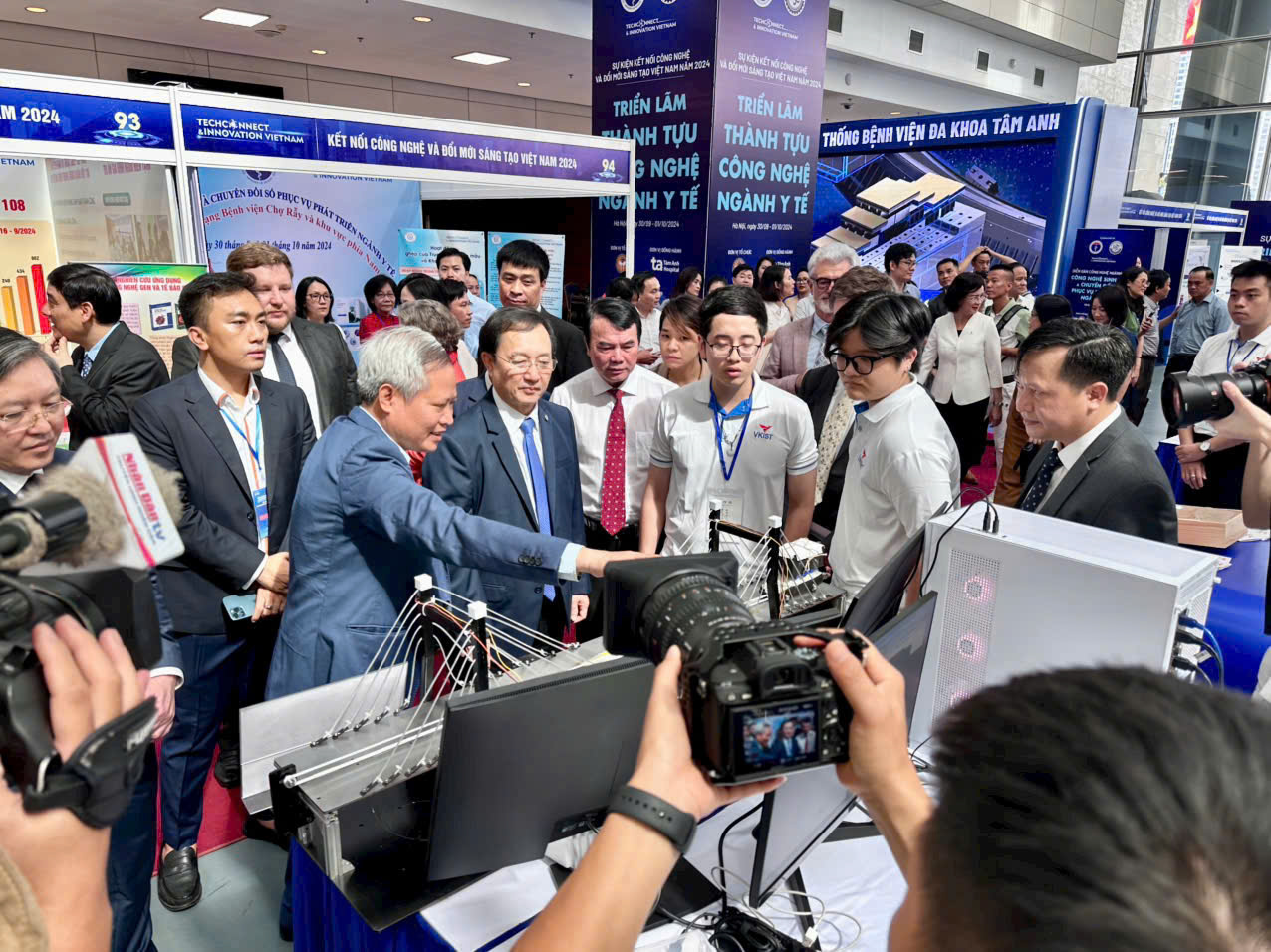 M Good88 link trình diễn nhiều giải pháp Goodd88 trò chơi đa dạng tại Techconnect and Innovation VietNam 2024