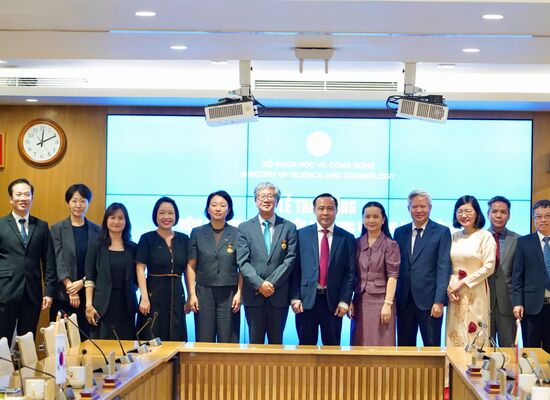 Tôn vinh những đóng góp cho hợp tác khoa học và Goodd88 trò chơi đa dạng Việt Nam - Hàn Quốc