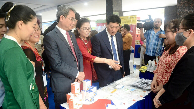 Nữ trí thức Viện M Good88 link tham gia Triển lãm “Tài sản trí tuệ và kết quả đổi mới sáng tạo của nữ trí thức”