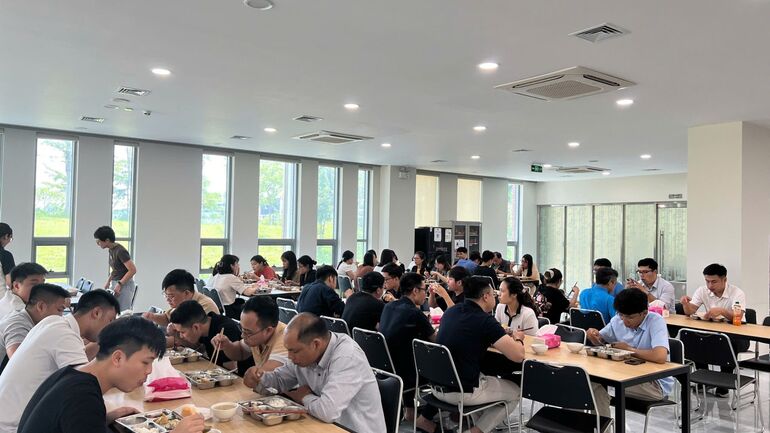Ấm áp “Bữa cơm Công đoàn” tại M Good88 link