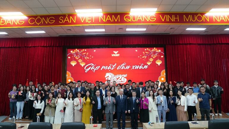 M Good88 link rộn ràng Gặp mặt đầu xuân 2026: Đoàn kết - Yêu thương - Mã đáo thành công