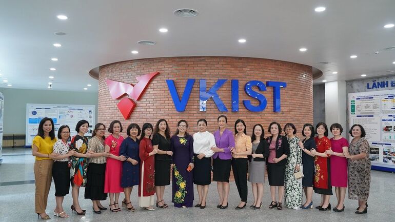 Visit of Female Intellectual Association of Ministry of Science and Technology at M Good88 link