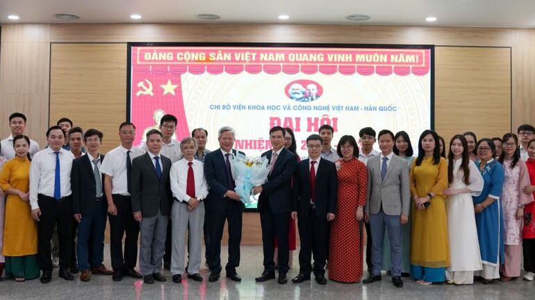 Good88 hiện đang mở Việt Nam – Hàn Quốc tổ chức thành công Đại hội Chi bộ nhiệm kỳ 2025 – 2030