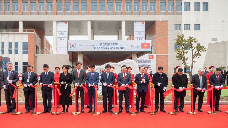 Chủ tịch Quốc hội Việt Nam và Chủ tịch Quốc hội Hàn Quốc dự Lễ Khánh thành trụ sở Viện M Good88 link